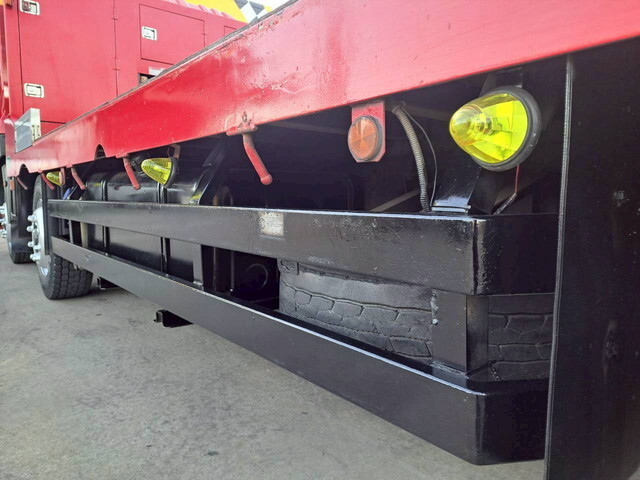 UDトラックスクオンヒップリフター大型（10t）[写真21]