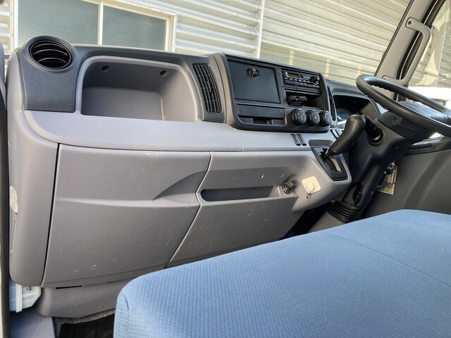 日産アトラス平ボディ小型（2t・3t）[写真19]