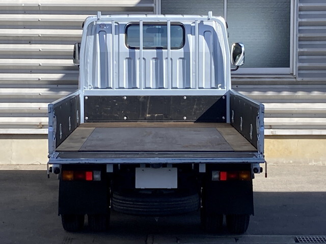 日産アトラス平ボディ小型（2t・3t）[写真04]