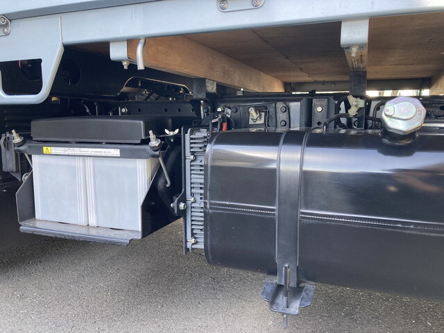 日産アトラス平ボディ小型（2t・3t）[写真08]