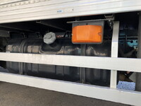 いすゞエルフアルミバン小型（2t・3t）[写真13]