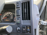 いすゞエルフアルミバン小型（2t・3t）[写真35]