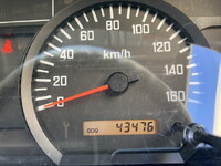 いすゞエルフアルミバン小型（2t・3t）[写真41]