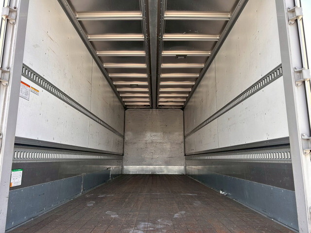 日野レンジャーアルミウイング中型（4t）[写真13]