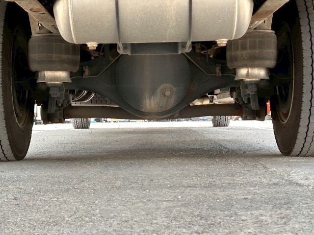 日野レンジャーアルミウイング中型（4t）[写真38]