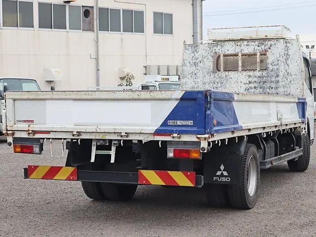 三菱ふそうキャンター平ボディ小型（2t・3t）[写真02]