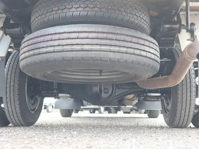 トヨタトヨエース平ボディ小型（2t・3t）[写真16]