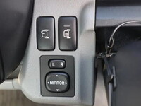 トヨタトヨエース平ボディ小型（2t・3t）[写真33]