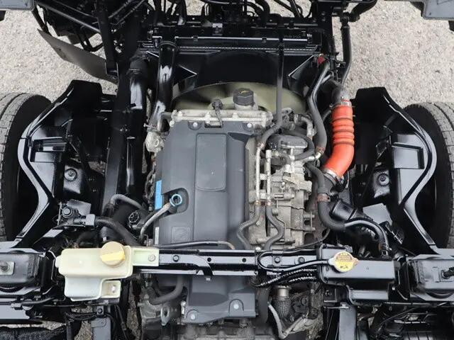 日産アトラスセーフティローダー小型（2t・3t）[写真21]