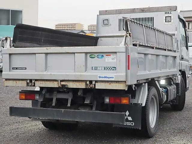 三菱ふそうキャンターダンプ小型（2t・3t）[写真02]