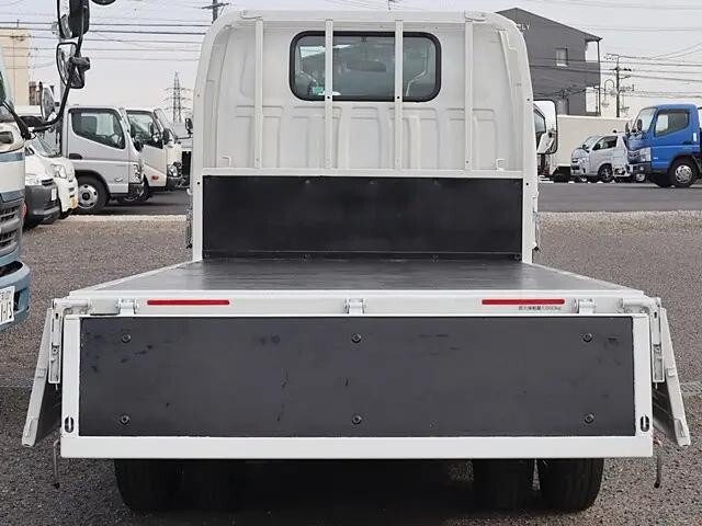 いすゞエルフ平ボディ小型（2t・3t）[写真10]