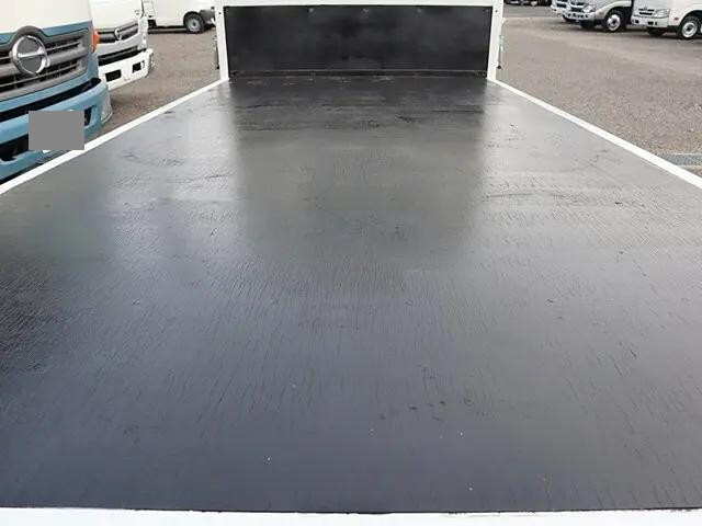 いすゞエルフ平ボディ小型（2t・3t）[写真11]