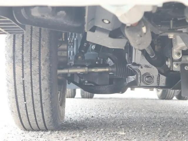 いすゞエルフ平ボディ小型（2t・3t）[写真19]