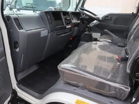 いすゞエルフ平ボディ小型（2t・3t）[写真30]