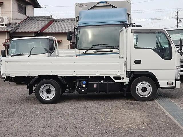 いすゞエルフ平ボディ小型（2t・3t）[写真07]