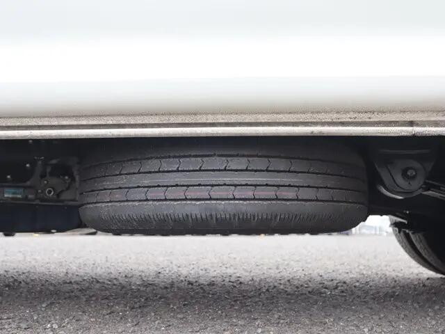 日野デュトロパネルバン小型（2t・3t）[写真19]