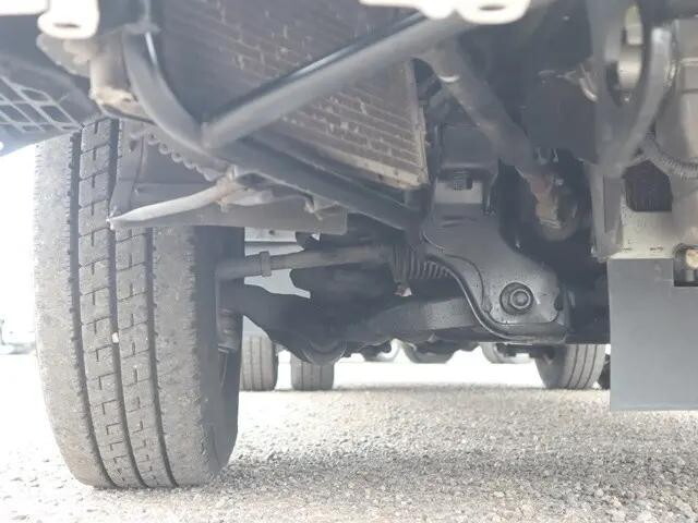 日野デュトロパネルバン小型（2t・3t）[写真23]