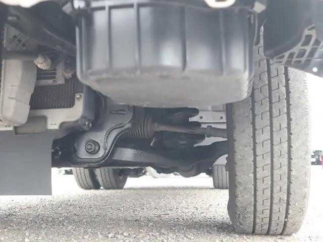 日野デュトロパネルバン小型（2t・3t）[写真24]