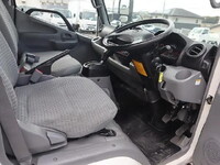 日野デュトロパネルバン小型（2t・3t）[写真31]