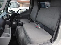 日野デュトロパネルバン小型（2t・3t）[写真34]