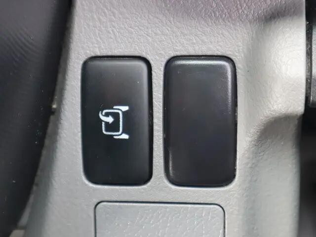 日野デュトロパネルバン小型（2t・3t）[写真37]