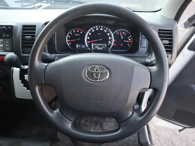 トヨタハイエース冷凍車（冷蔵車）小型（2t・3t）[写真31]