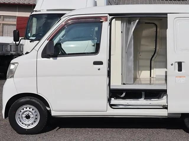 ダイハツハイゼット冷凍車（冷蔵車）小型（2t・3t）[写真10]