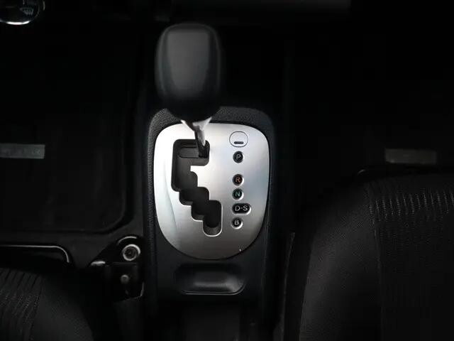 トヨタその他の車種その他の形状小型（2t・3t）[写真32]