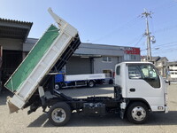 いすゞエルフダンプ小型（2t・3t）[写真09]