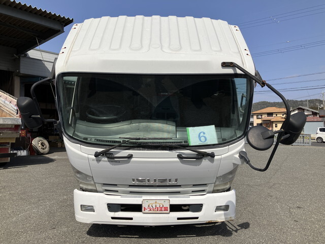 いすゞフォワードアルミウイング中型（4t）[写真11]