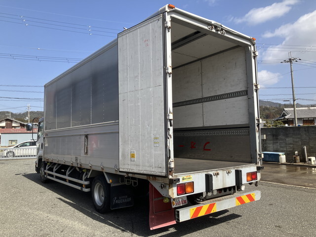 いすゞフォワードアルミウイング中型（4t）[写真15]