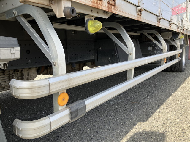 いすゞフォワードアルミウイング中型（4t）[写真23]