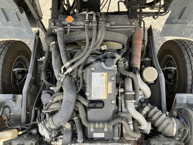 いすゞフォワードアルミウイング中型（4t）[写真28]