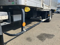 いすゞエルフアルミバン小型（2t・3t）[写真20]