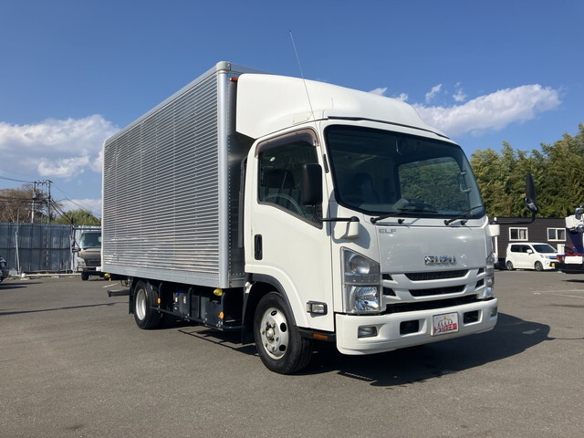 いすゞエルフアルミバン小型（2t・3t）[写真03]