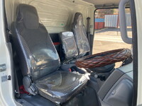 いすゞエルフアルミバン小型（2t・3t）[写真33]