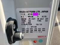 いすゞエルフアルミバン小型（2t・3t）[写真40]