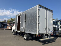 いすゞエルフアルミバン小型（2t・3t）[写真05]