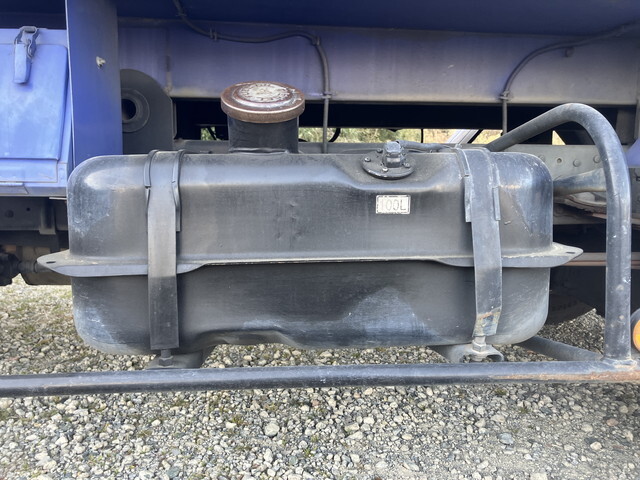 三菱ふそうファイターパッカー車（塵芥車）中型（4t）[写真24]