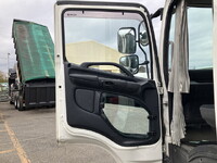 日野レンジャークレーン5段増トン（6t・8t）[写真29]