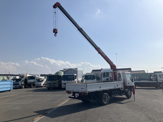 いすゞエルフクレーン3段小型（2t・3t）[写真02]