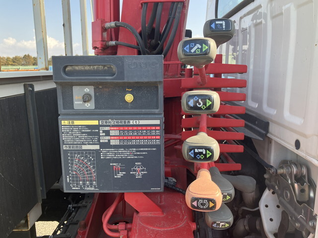 いすゞエルフクレーン3段小型（2t・3t）[写真20]