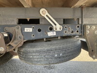 いすゞエルフクレーン3段小型（2t・3t）[写真26]