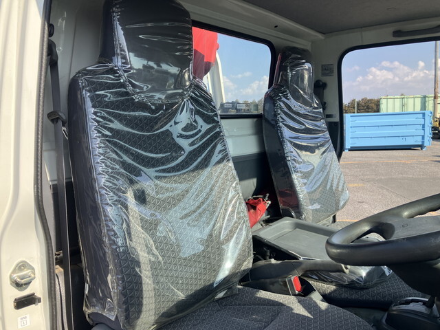 いすゞエルフクレーン3段小型（2t・3t）[写真34]