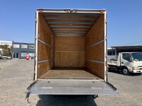 いすゞエルフアルミバン小型（2t・3t）[写真12]