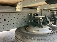 いすゞエルフアルミバン小型（2t・3t）[写真25]