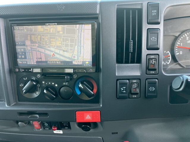 いすゞエルフアルミバン小型（2t・3t）[写真36]