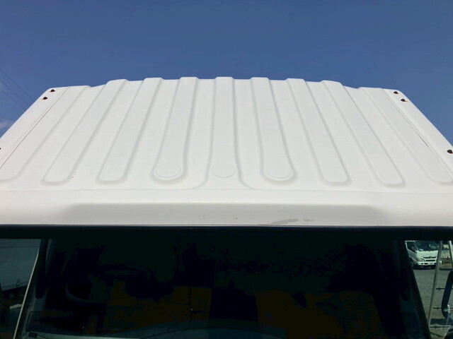 いすゞエルフアルミバン小型（2t・3t）[写真09]