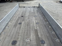 いすゞフォワード平ボディ中型（4t）[写真12]