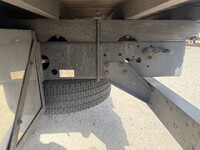 いすゞフォワード平ボディ中型（4t）[写真23]